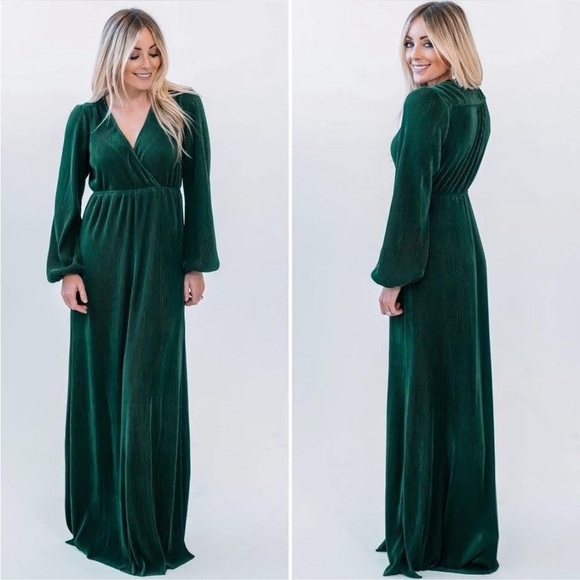 Baltic Born Dresses & Skirts - Baltic Born Venus Pleated Plisse Maxi Gown Dress